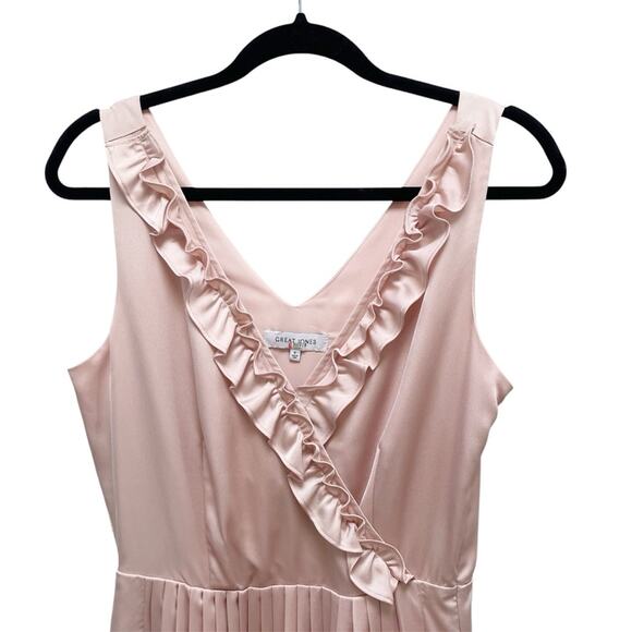 GREAT JONES Ruffle Hourglass Dress Pink Satin Pleated Midi V-Neck Size 6 - Picture 4 of 9